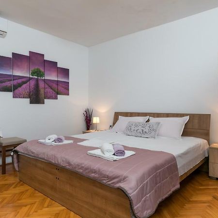 Mini Apartment Petra - Rooms Purple & Green With Kitchen And Garden Dubrovnik Luaran gambar