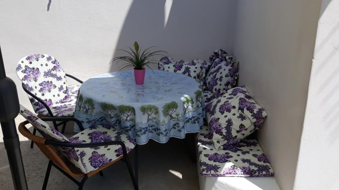 Mini Apartment Petra - Rooms Purple & Green With Kitchen And Garden Dubrovnik Luaran gambar
